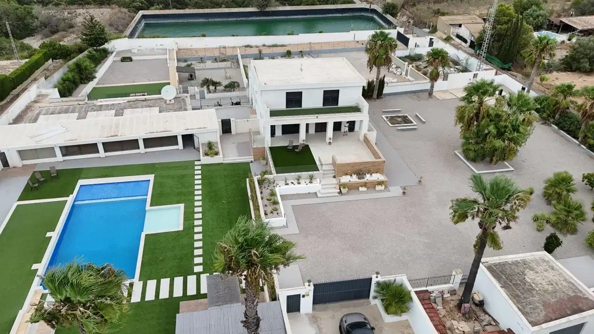 1 - villa for sale in los montesinos valencian community spain