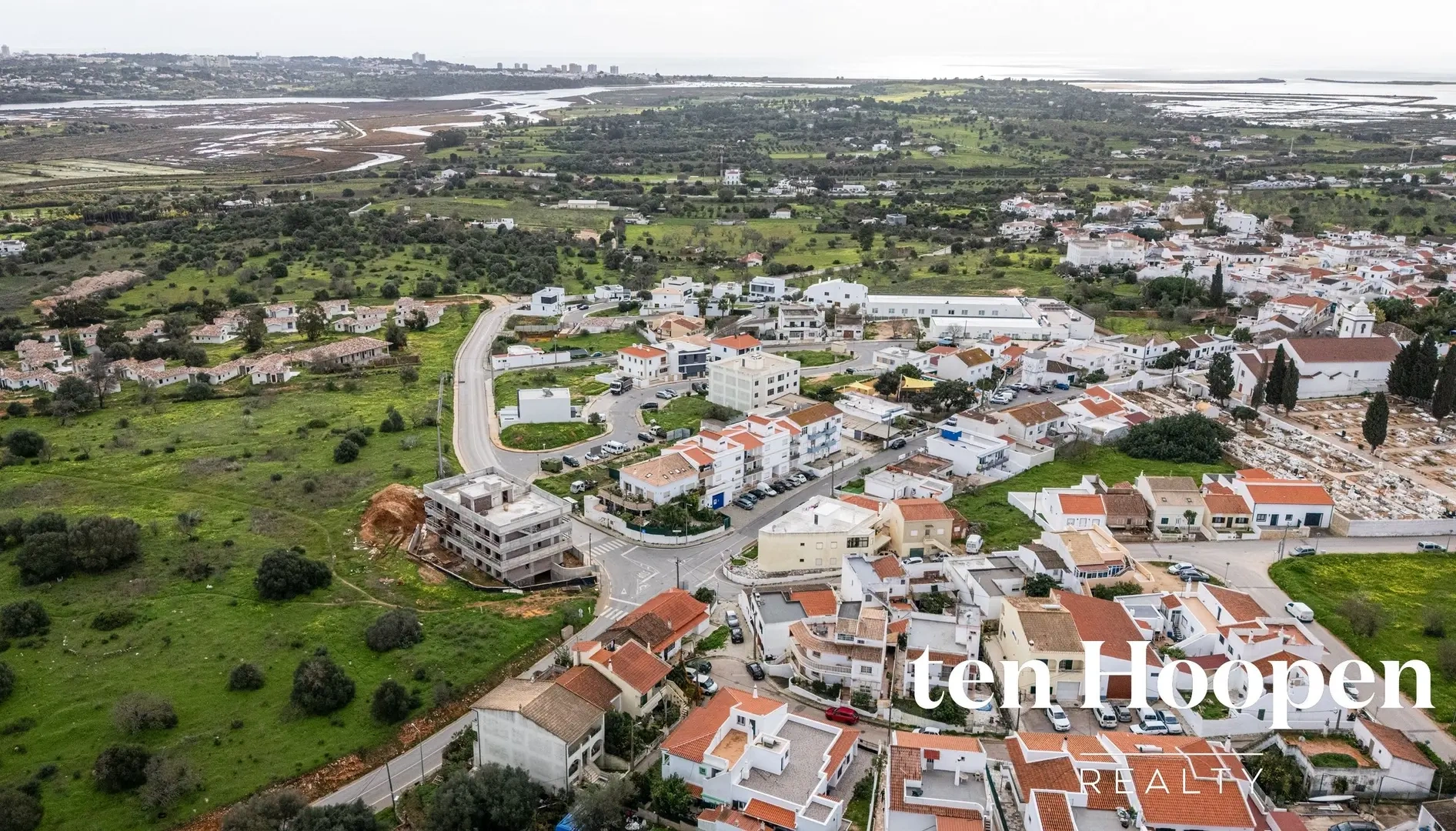 2 - venta apartamento mexilhoeira grande algarve portugal