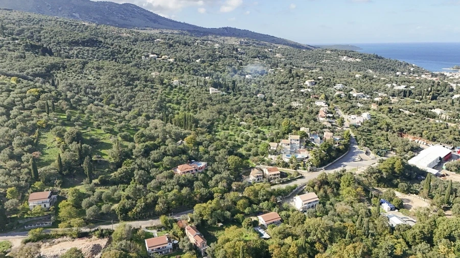 2 - vente maison kassiópi îles ioniennes grèce