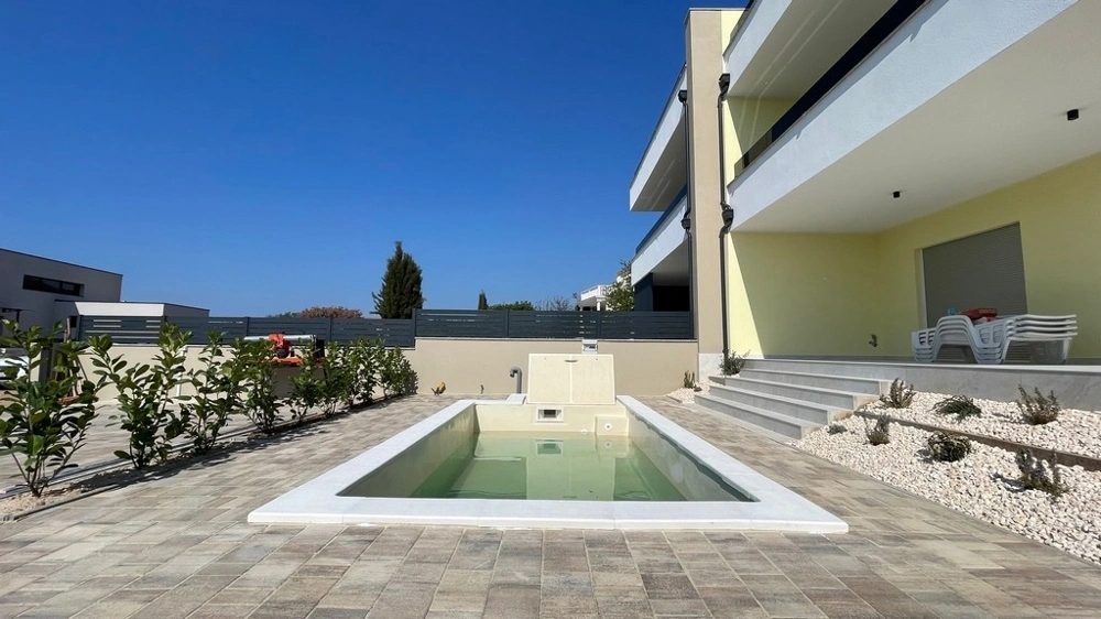 2 - verkoop huis uitzicht op zee tribunj šibenik-knin kroatië