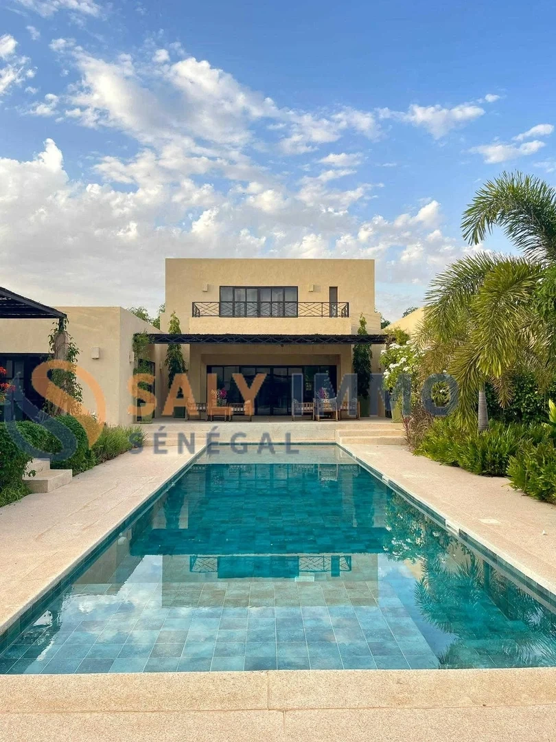 1 - venta casa ngaparou thiès senegal