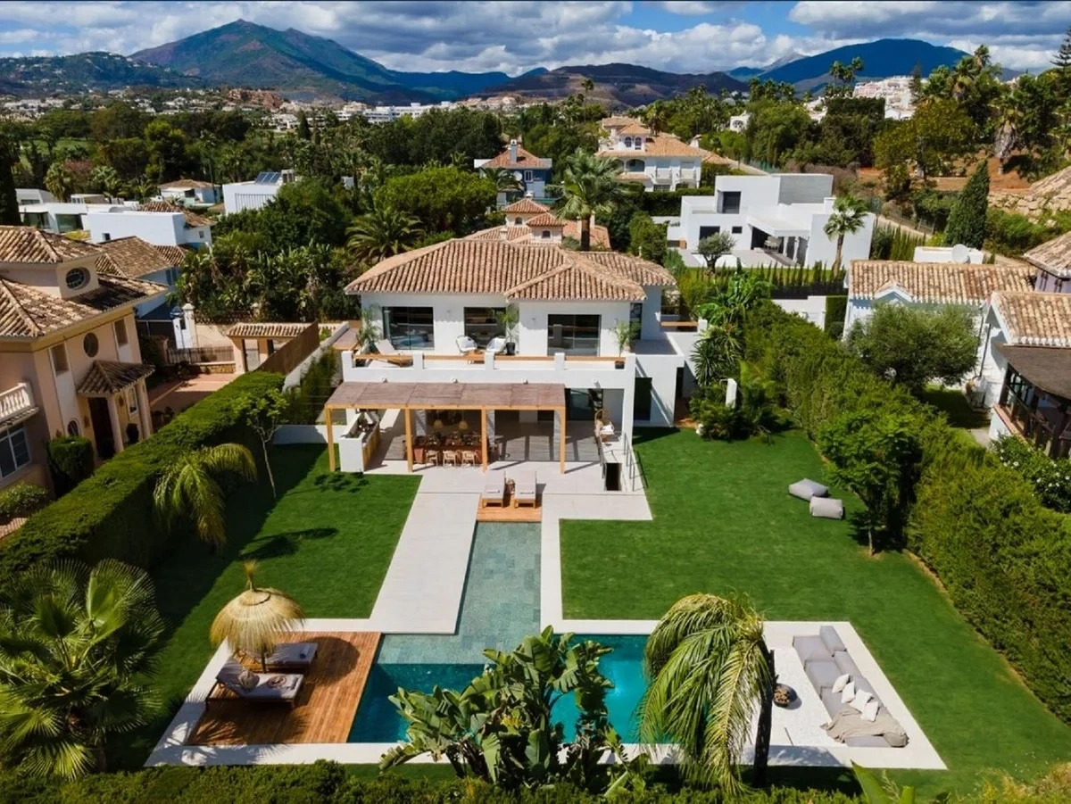 1 - verkoop villa nueva andalucia andalusië spanje