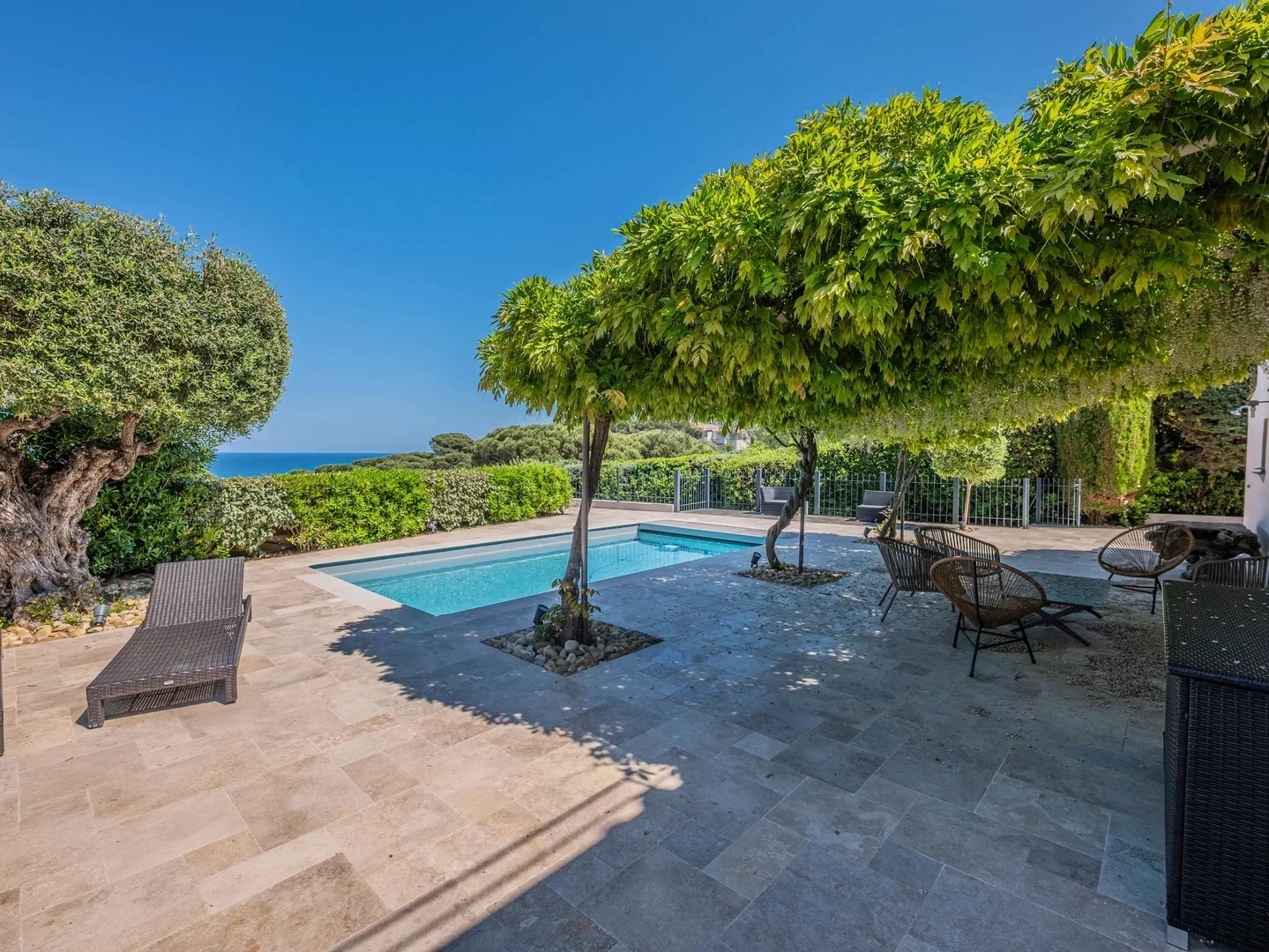 2 - продажа villa вид моря sainte-maxime вар франция