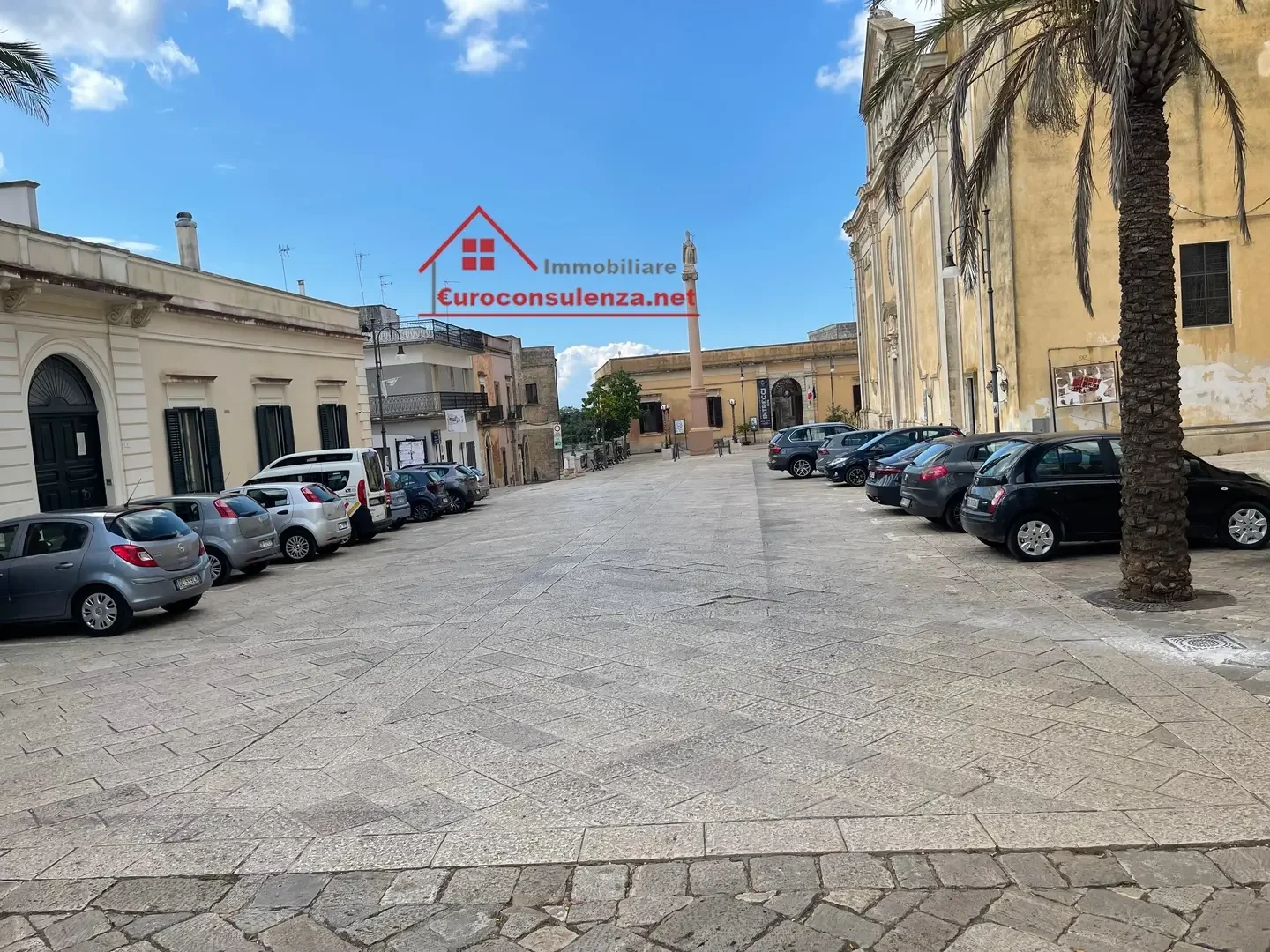 2 - venda espaço comercial salve apulia itália