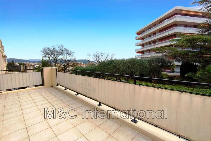 Apartamento con piscina