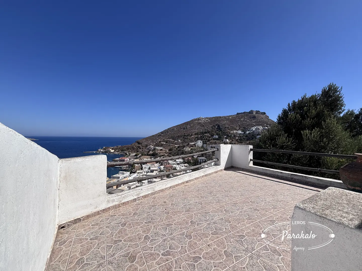 Maison vue mer avec 1 chambre
