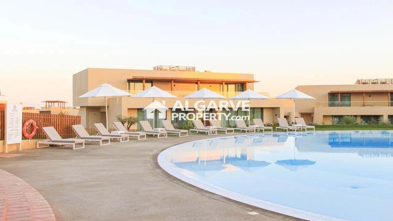 1 - venda apartamento a praia ao pé porches algarve portugal