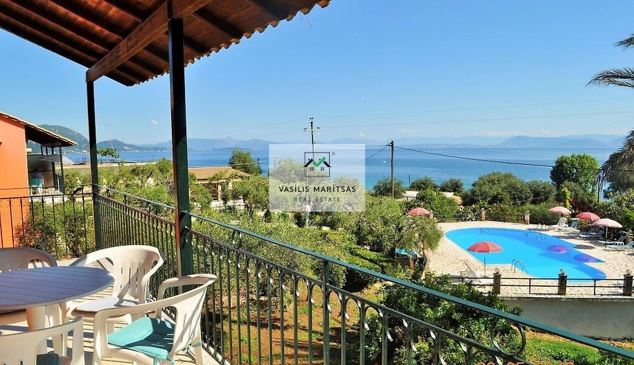 1 - vente commerce vue mer corfu îles ioniennes grèce