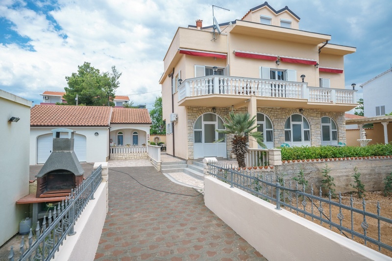 1 - verkauf gebäude meerblick srima šibenik-knin kroatien
