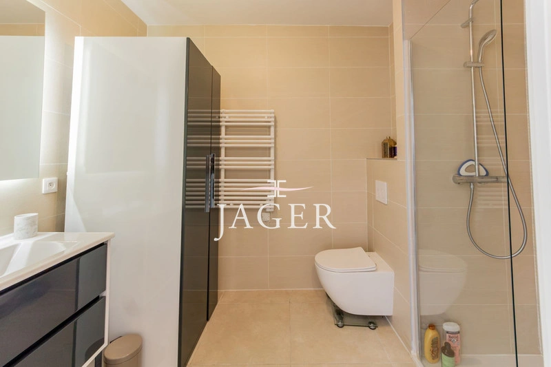 2 - verkoop appartement grimaud var frankrijk