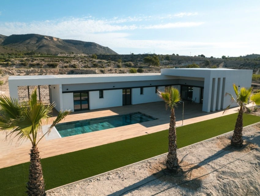 2 - verkoop huis pinoso valencian community spanje