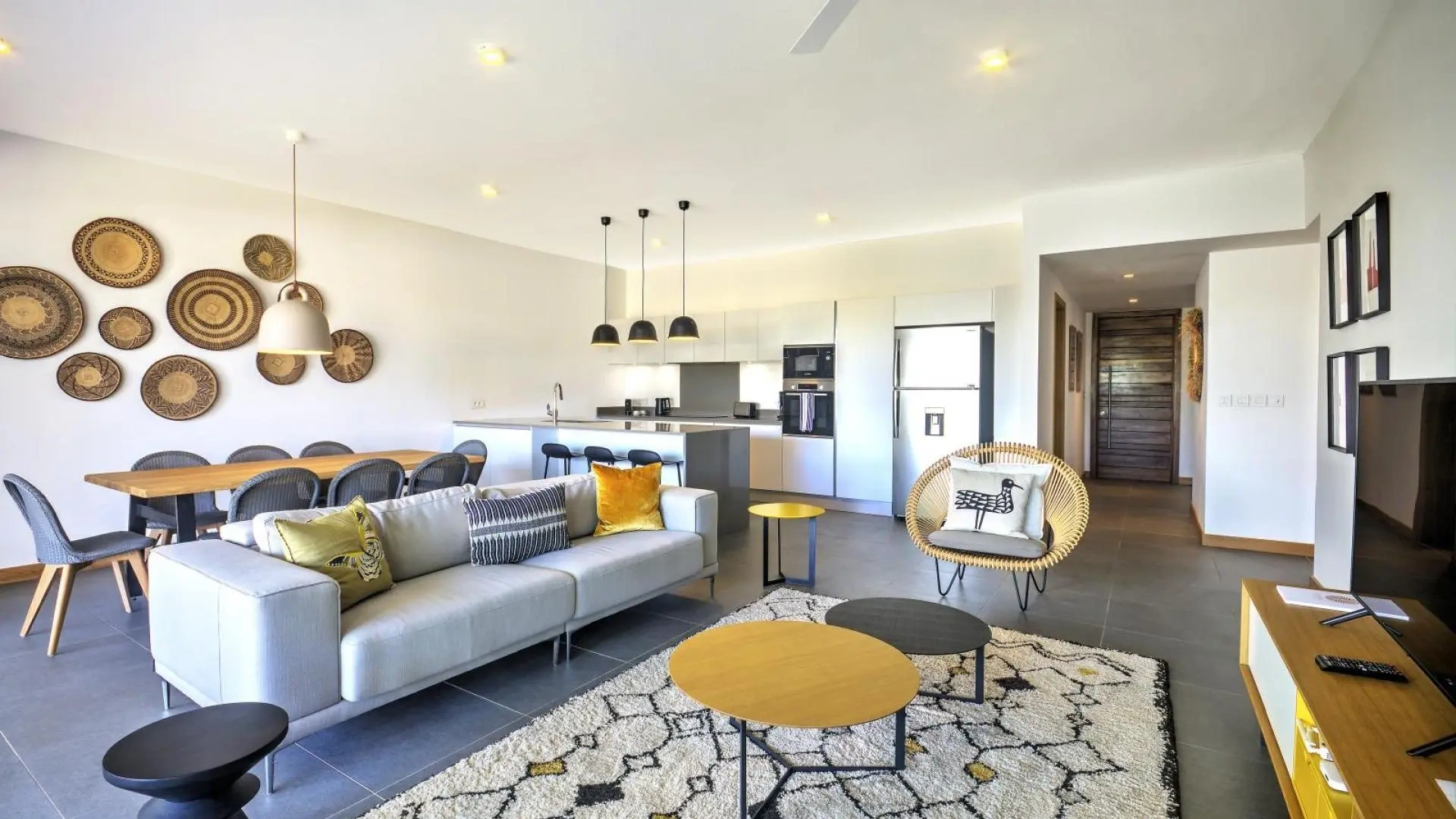 2 - beach walk apartment for sale in grand gaube rivière du rempart mauritius