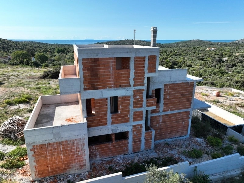 2 - vente villa pieds dans l'eau dvornica šibenik-knin croatie