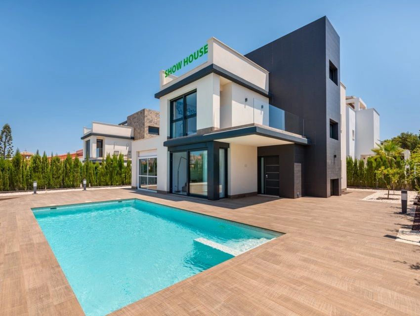 1 - house for sale in la manga del mar menor region of murcia spain