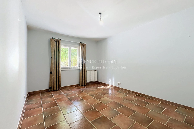2 - house for sale in les arcs var france