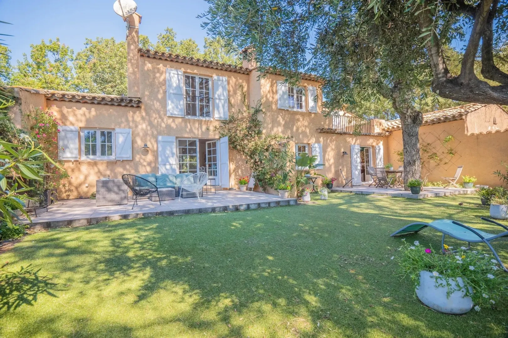 1 - verkoop huis strand to voet grimaud var frankrijk