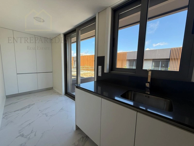 2 - verkauf wohnung espinho region nord portugal