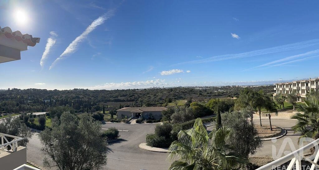 1 - apartment for sale in estombar e parchal algarve portugal