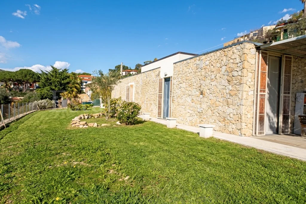 2 - vendita casa vista mare bordighera liguria italia