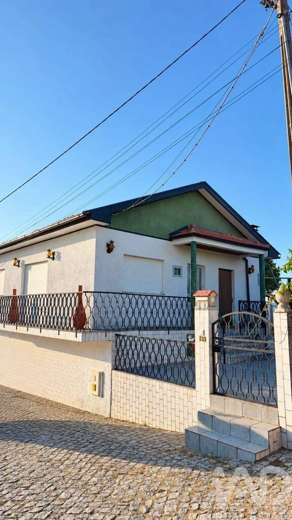 1 - vente villa marco de canaveses région nord portugal
