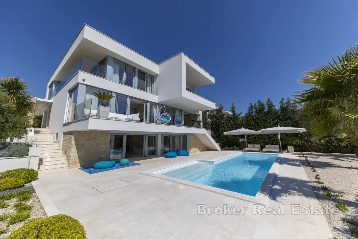 2 - venta casa frente al mar zadar zadar croacia