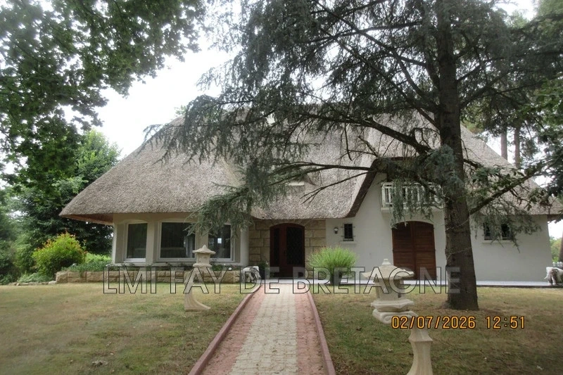 2 - house for sale in saint-nicolas-de-redon loire-atlantique france
