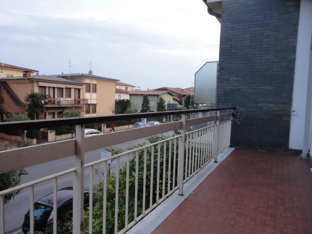 1 - house for sale in viareggio tuscany italy