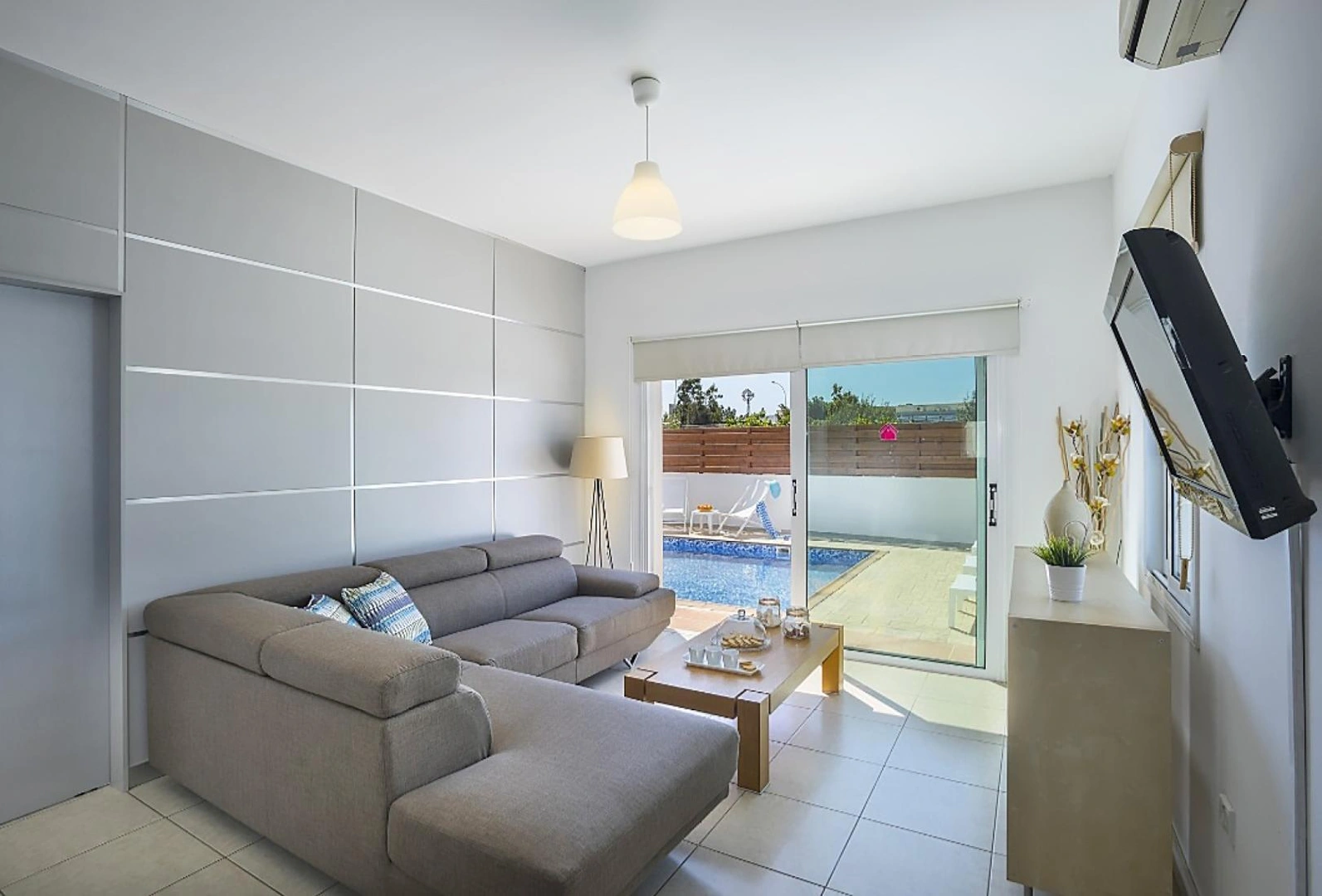 2 - venta apartamento vista al mar agia napa famagusta chipre