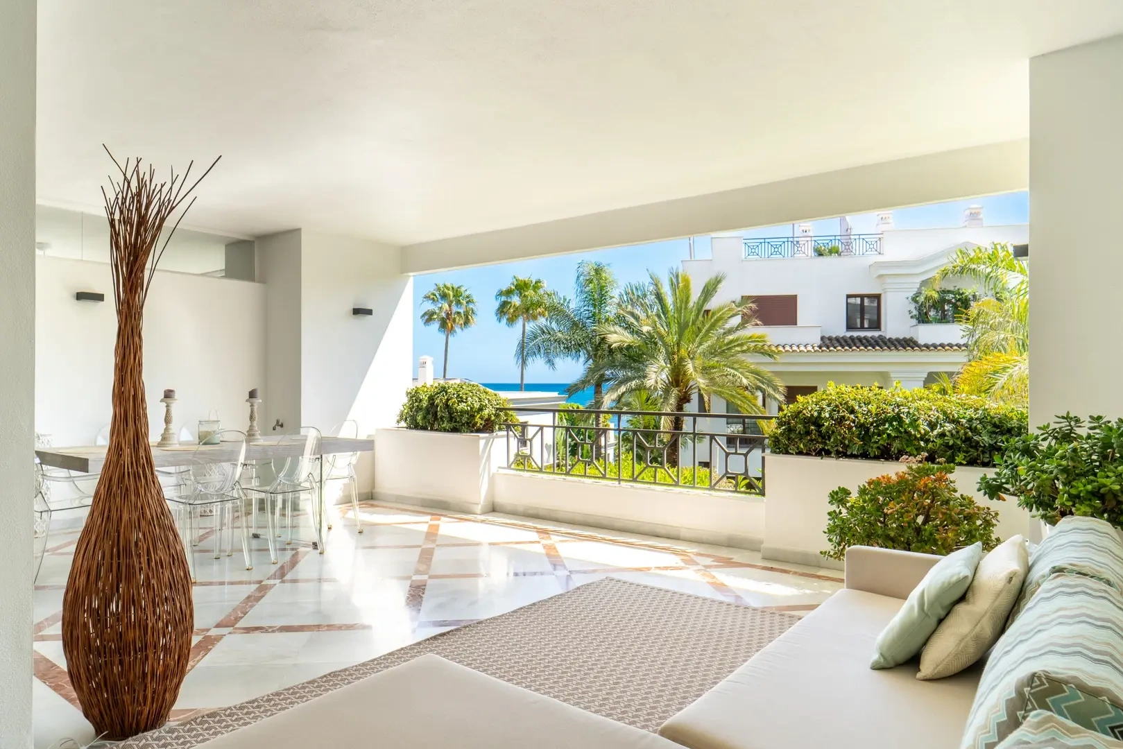 2 - venda apartamento frente ao mar estepona - costa del sol andaluzia espanha