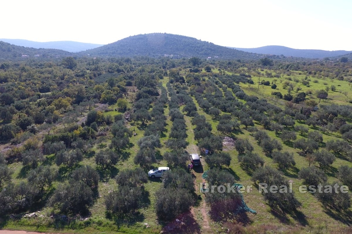 1 - venta terreno a pie de playa marina split-dalmacia croacia