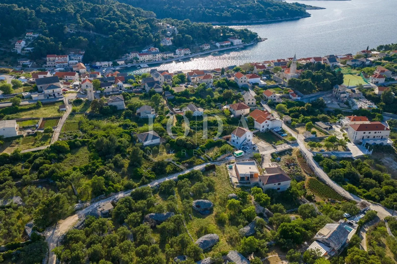 2 - venta terreno selca split-dalmacia croacia