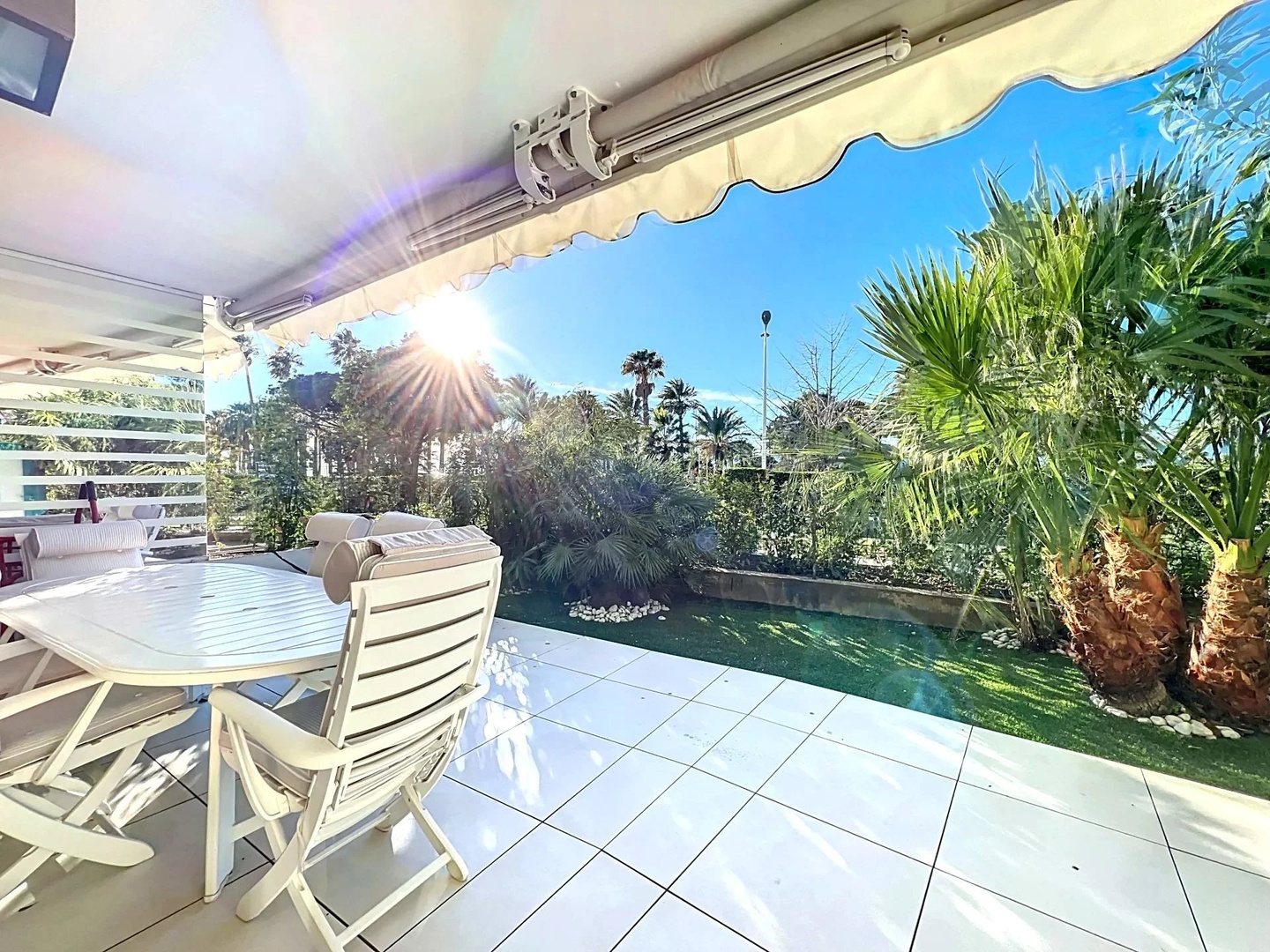 1 - sea view apartment for vacation rentals in cannes alpes-maritimes france