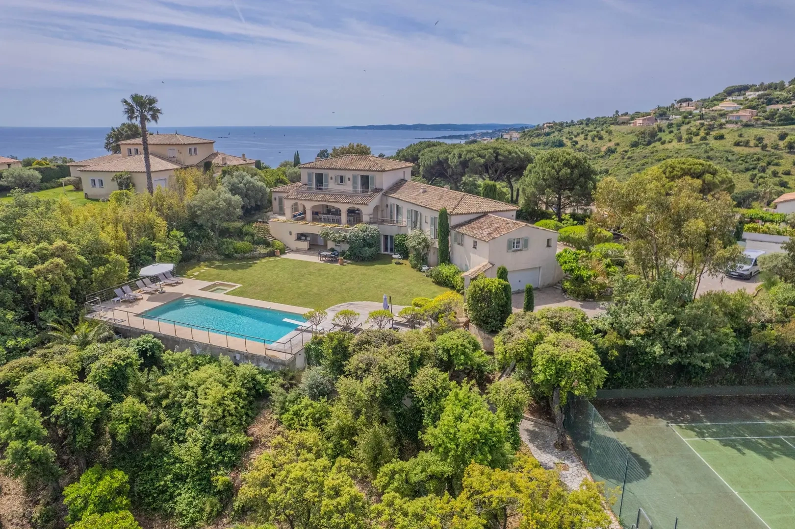 1 - verkoop villa uitzicht op zee sainte-maxime var frankrijk