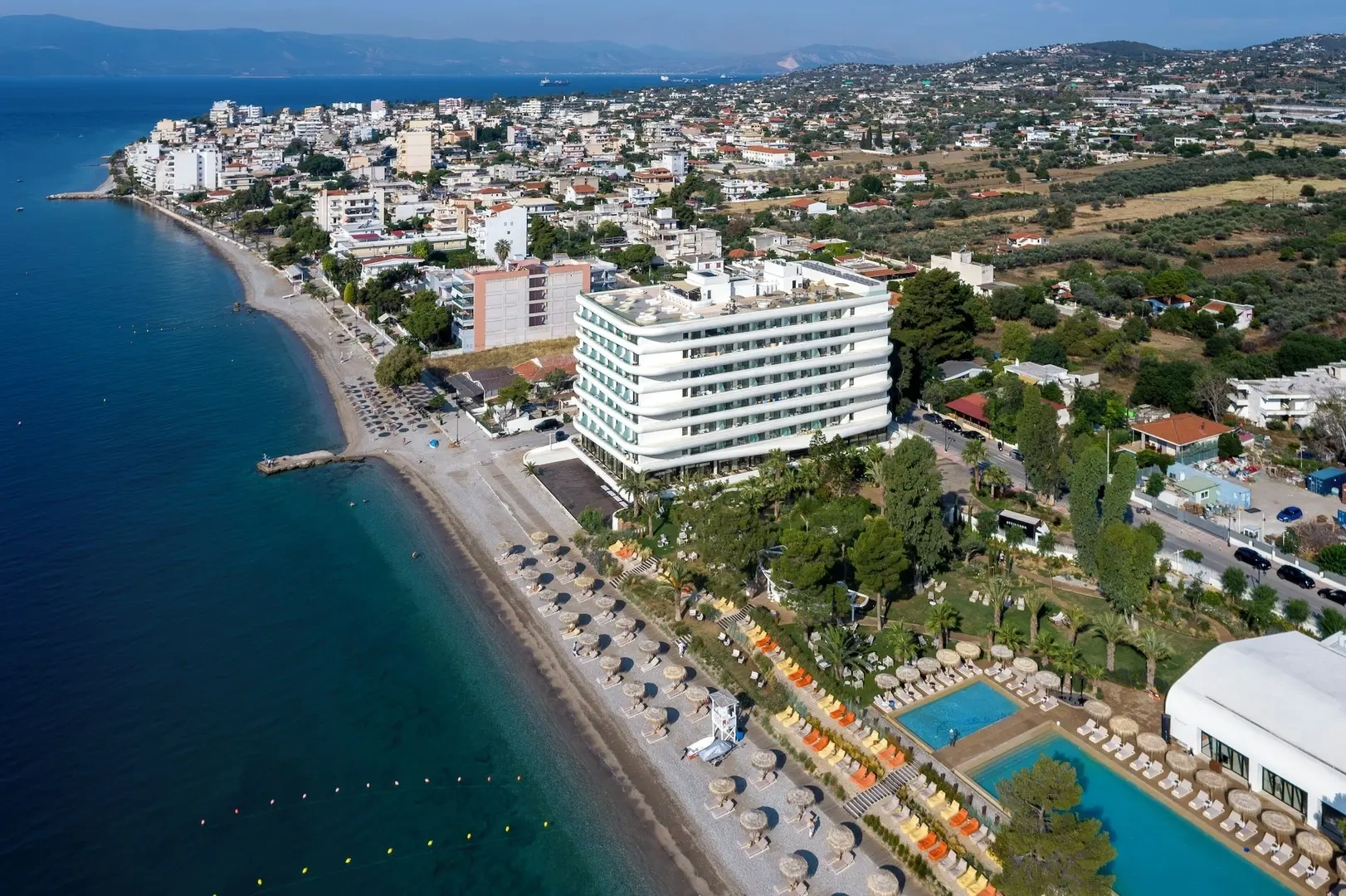2 - verkauf wohnung direkt am wasser ágioi theódoroi peloponnes griechenland