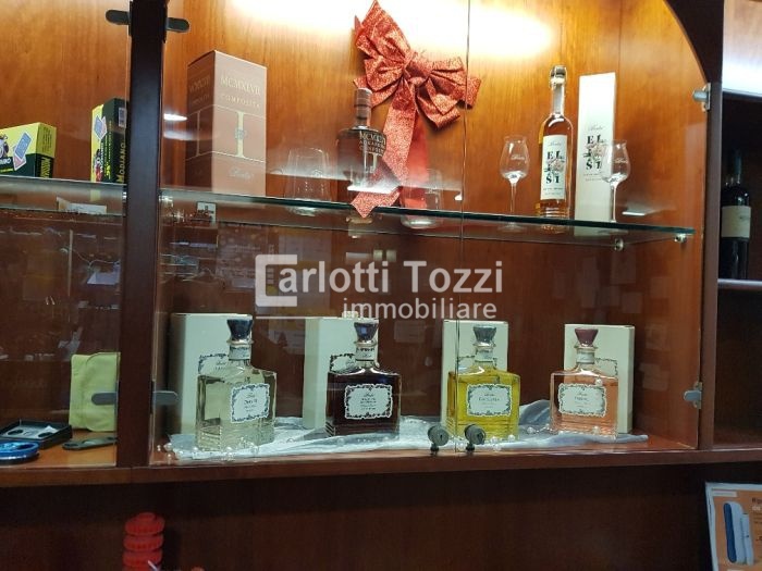 2 - vente commerce grosseto toscane italie