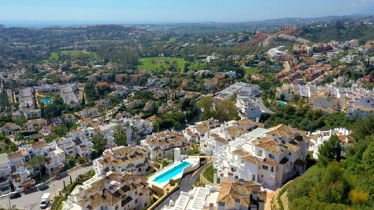 2 - venda apartamento vista de mar nueva andalucia andaluzia espanha