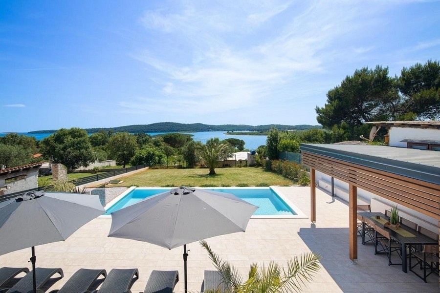 1 - vendita casa vista mare medulin istria croazia