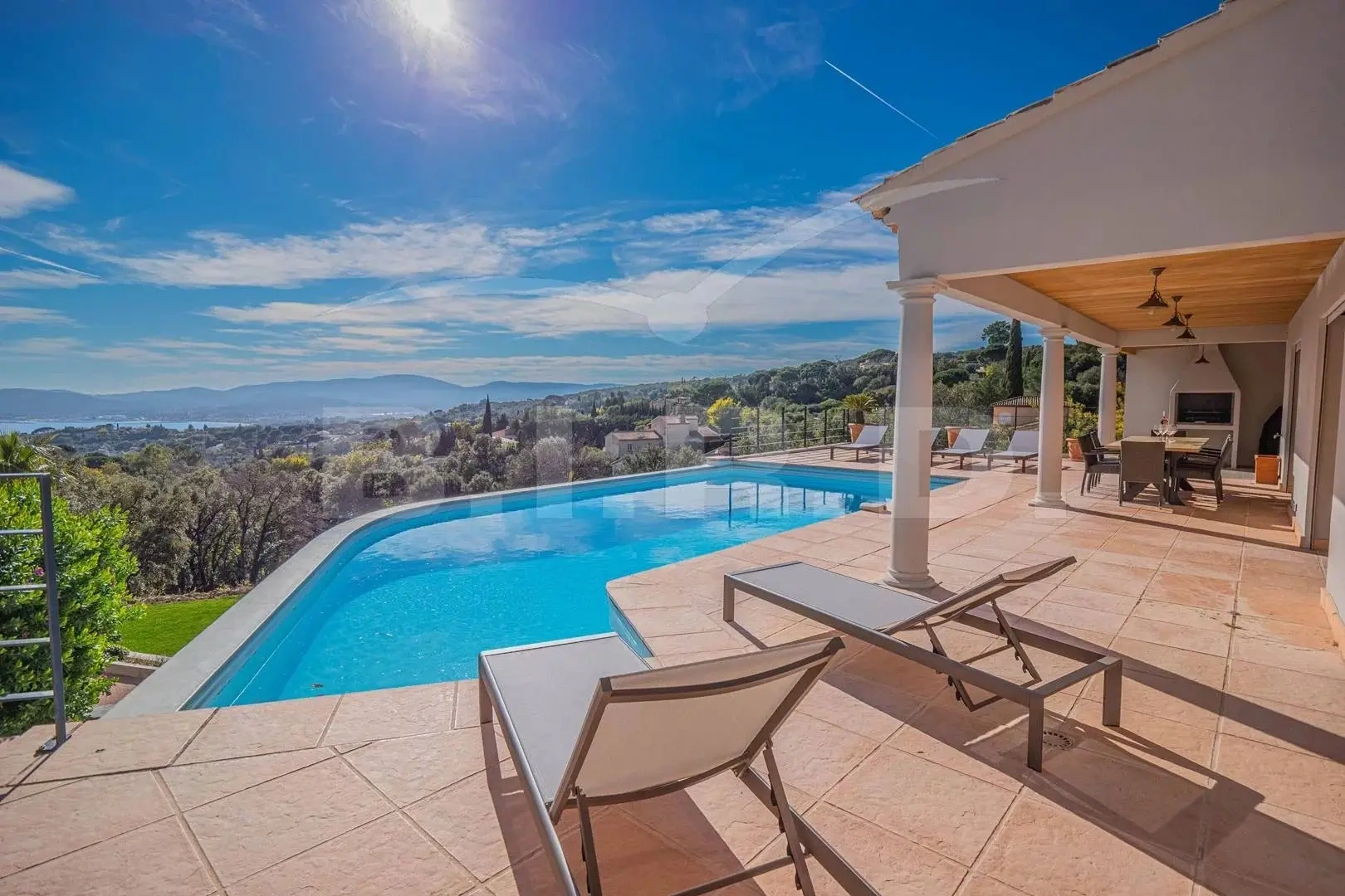2 - affitto vacanze casa vista mare grimaud var francia