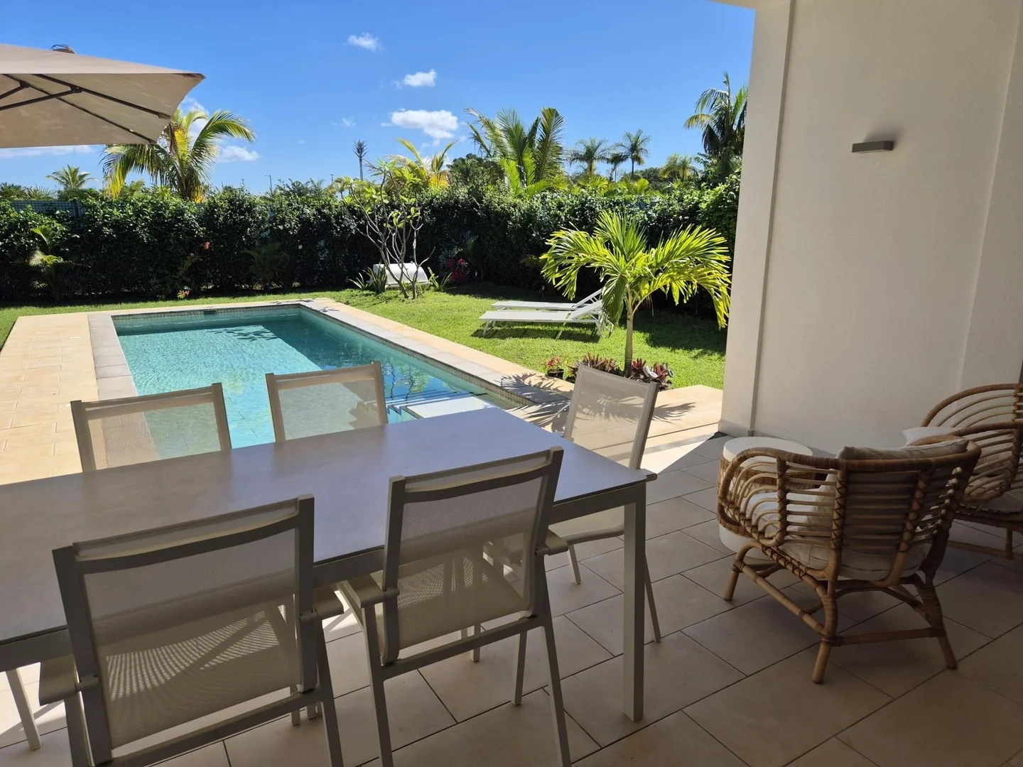 2 - waterfront house for sale in haute rive rivière du rempart mauritius