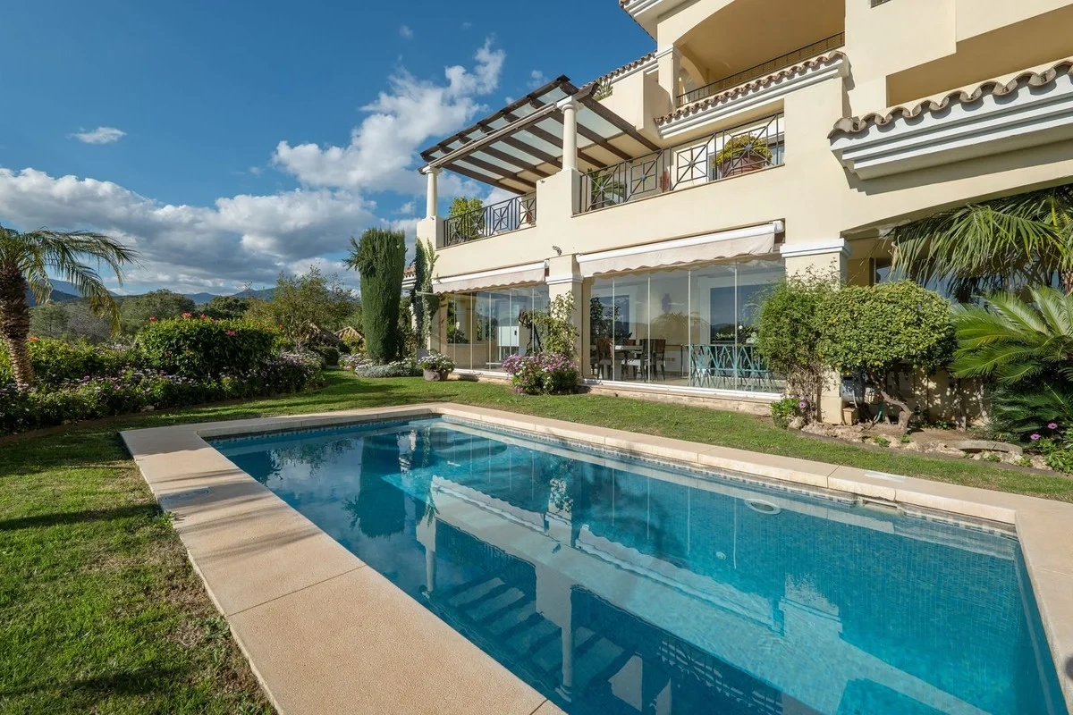 2 - verkauf wohnung meerblick nueva andalucia andalusien spanien