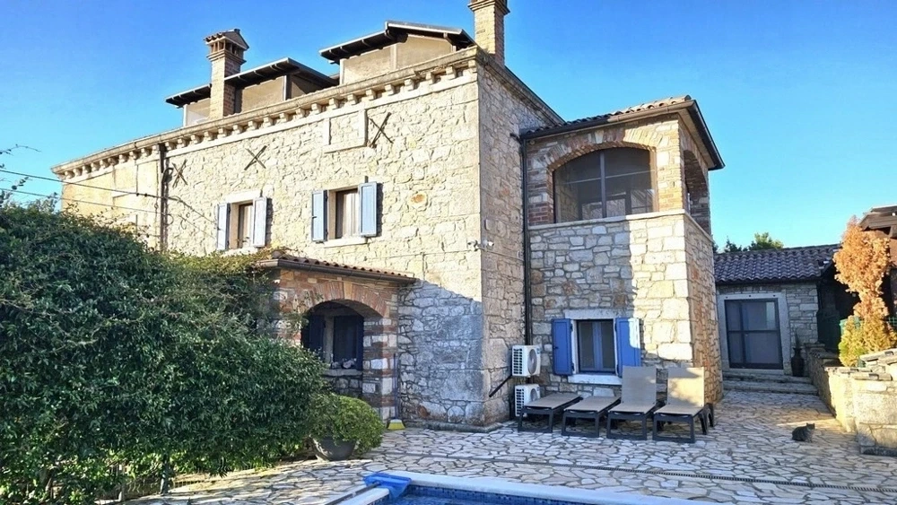 2 - venta propiedad vista al mar poreč istria croacia