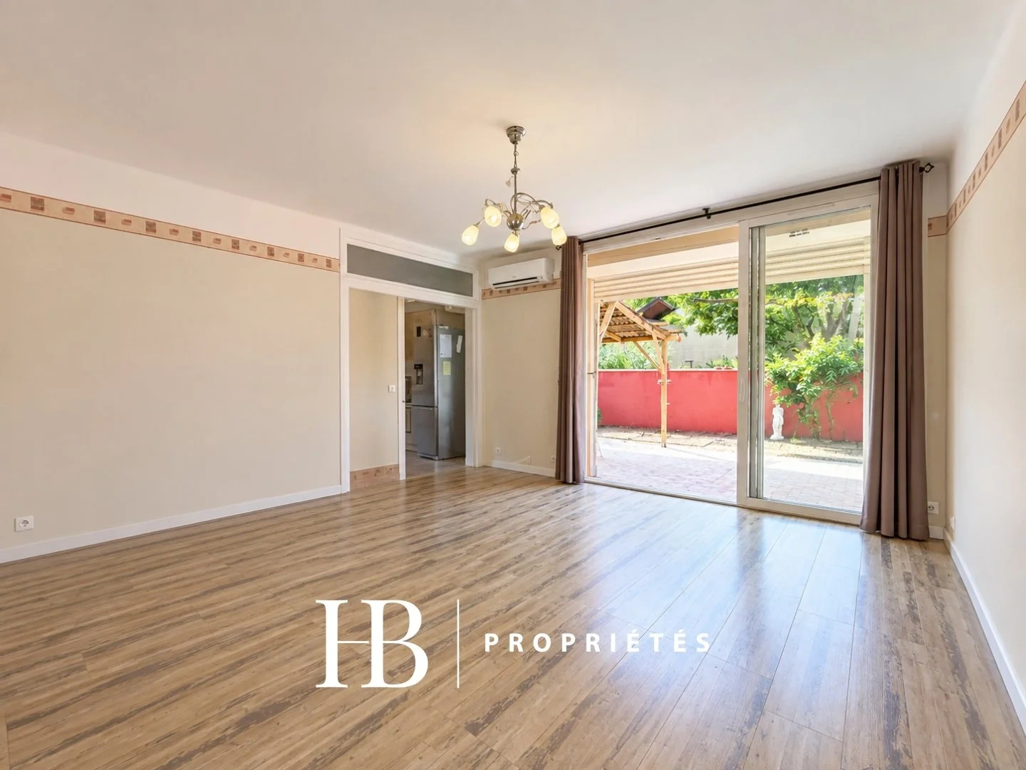 2 - house for sale in six fours les plages var france