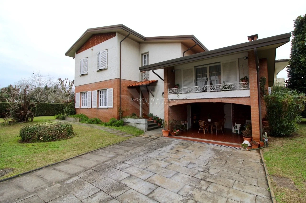 2 - venta casa a pie de playa pietrasanta toscana italia