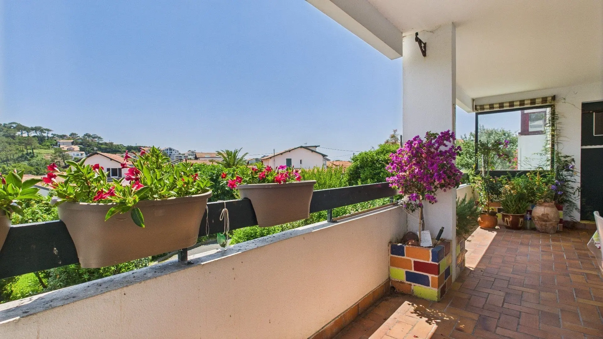 1 - beach walk apartment for sale in biarritz - côte basque pyrénées-atlantiques - côte basque france