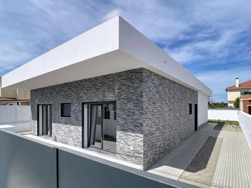 2 - house for sale in fernão ferro lisbon region portugal