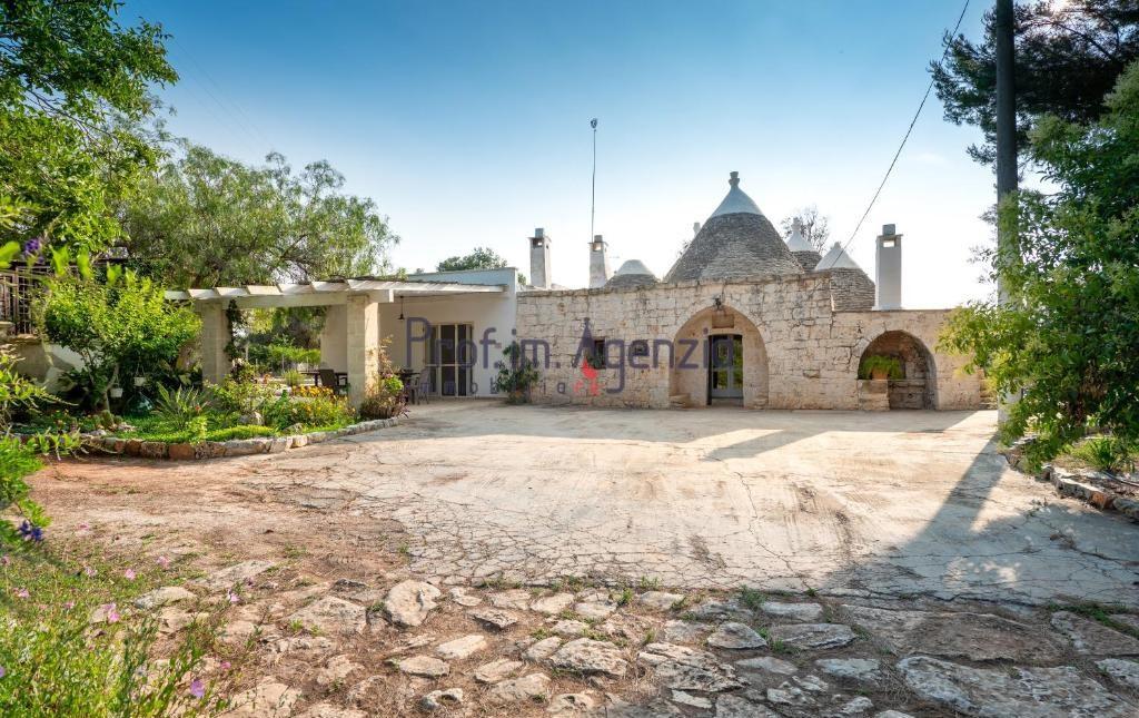 1 - verkoop villa latiano apulia italië