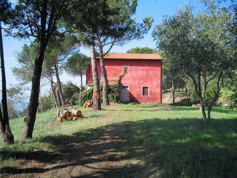 2 - venta propiedad peccioli toscana italia