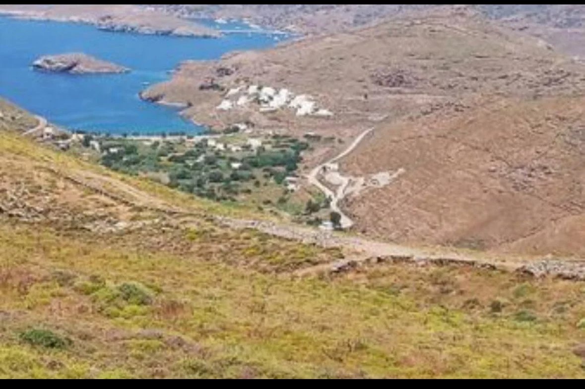 1 - venta terreno vista al mar kýthnos egeo meridional grecia