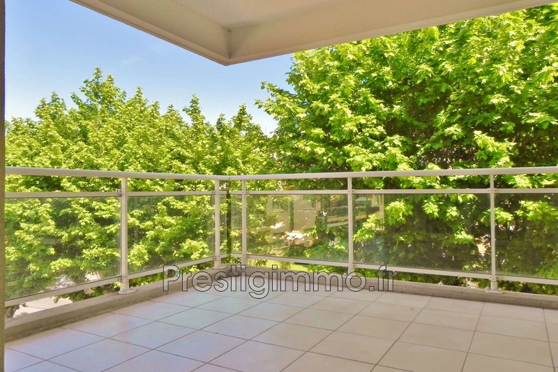 Apartamento con terraza