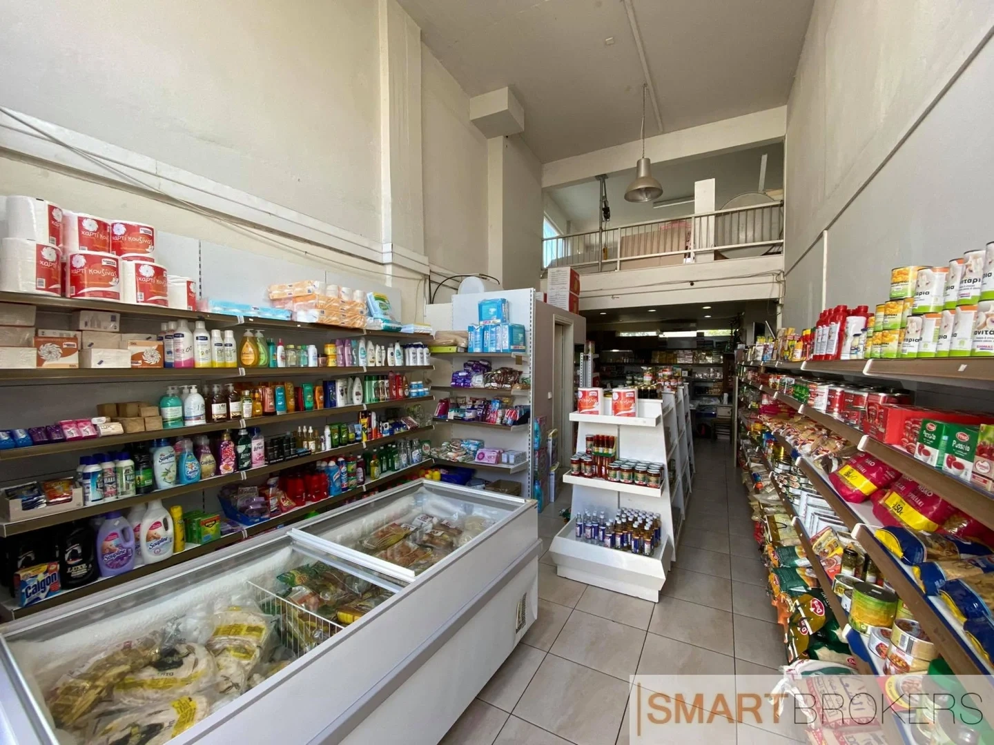 2 - vendita commercio kaminia creta grecia